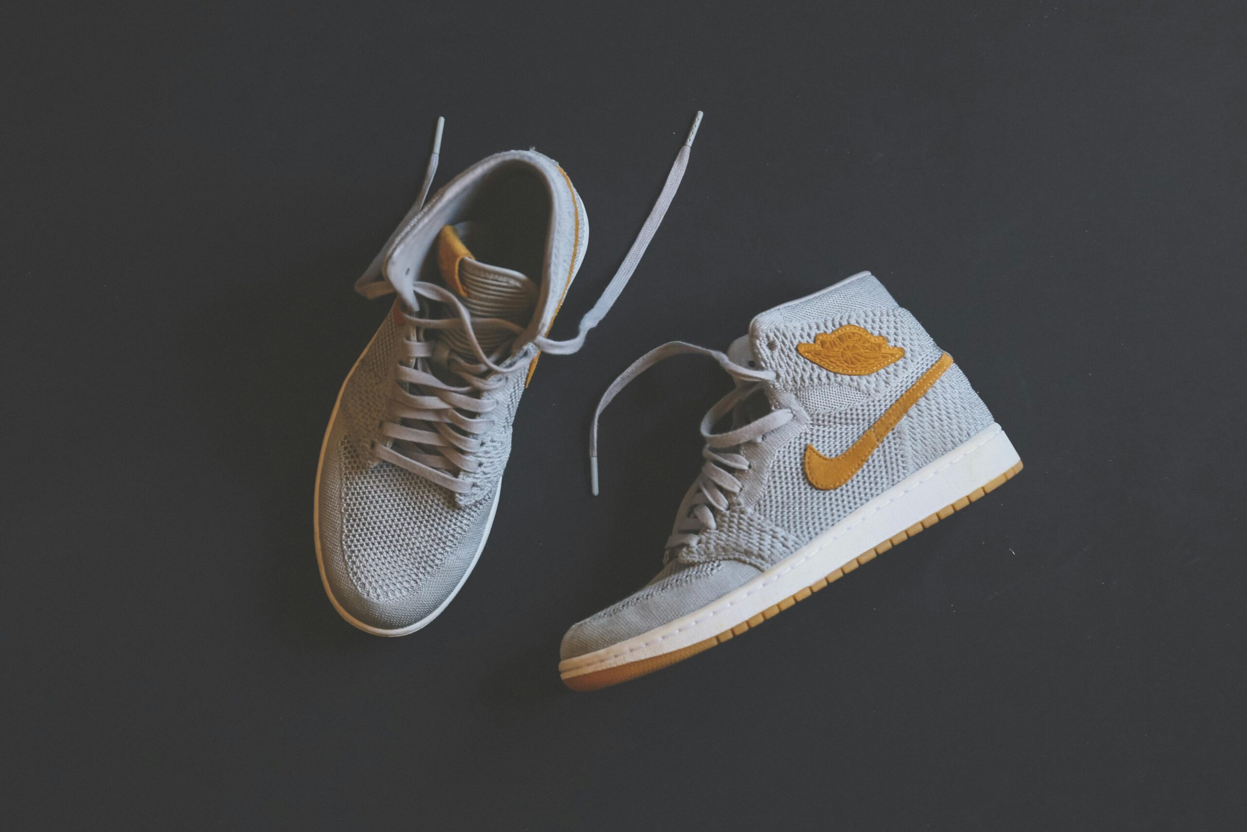 Lightweight Running Sneakers